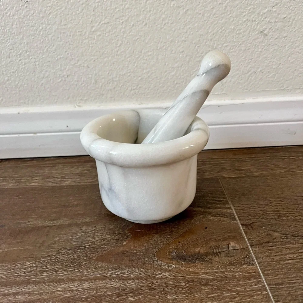 White Marble Mortar and Pestle